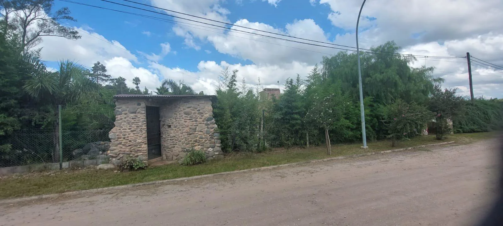 Casa con 3 dormitorios   escritorio | gran parque con piscina APTA CREDITO foto 3