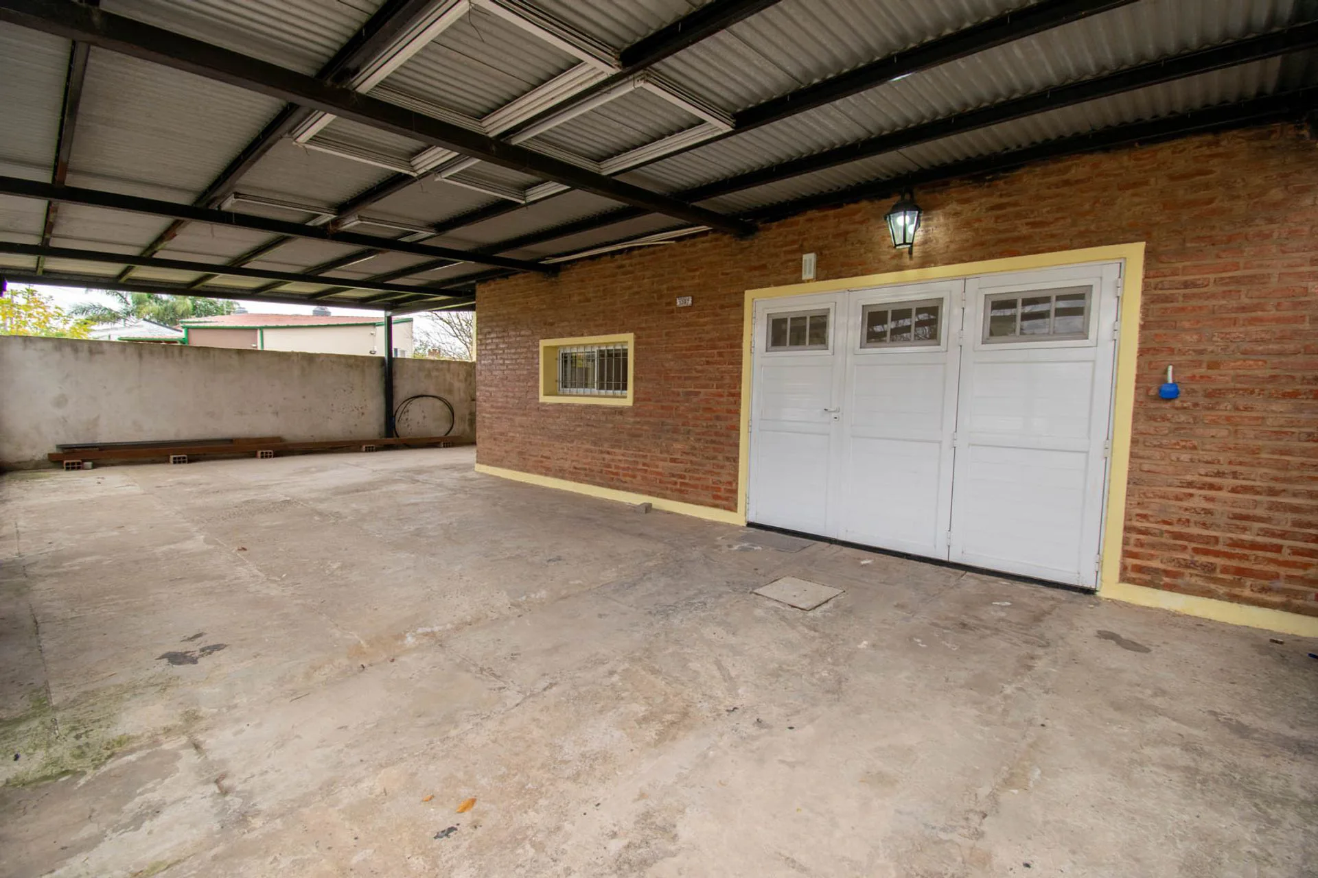 SE VENDE | Casa de 2 dorm. y pileta en Sauce Viejo foto 3