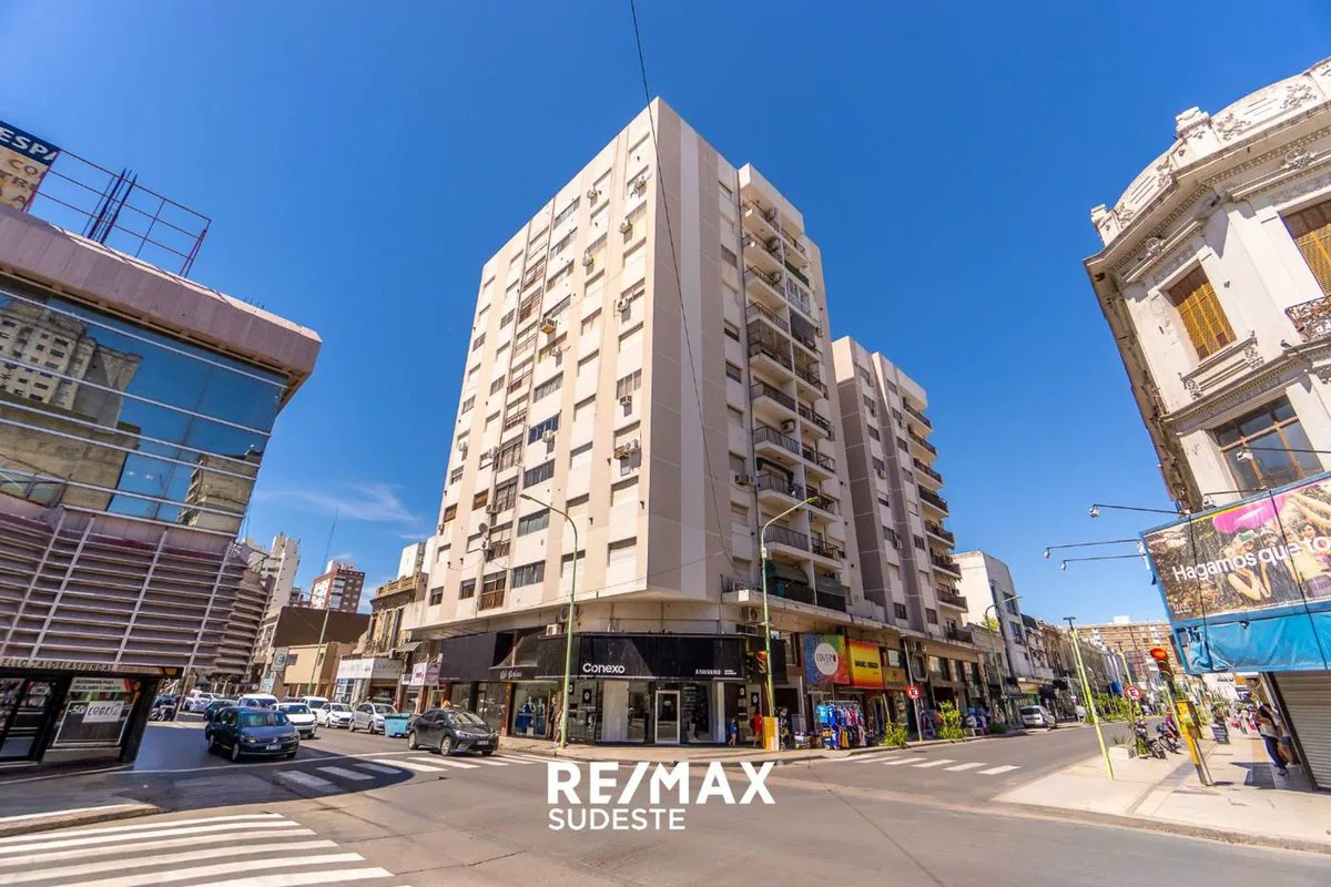 145 m² con TERRAZA EXCLUSIVA · 3 DORM.  CENTRO foto 5