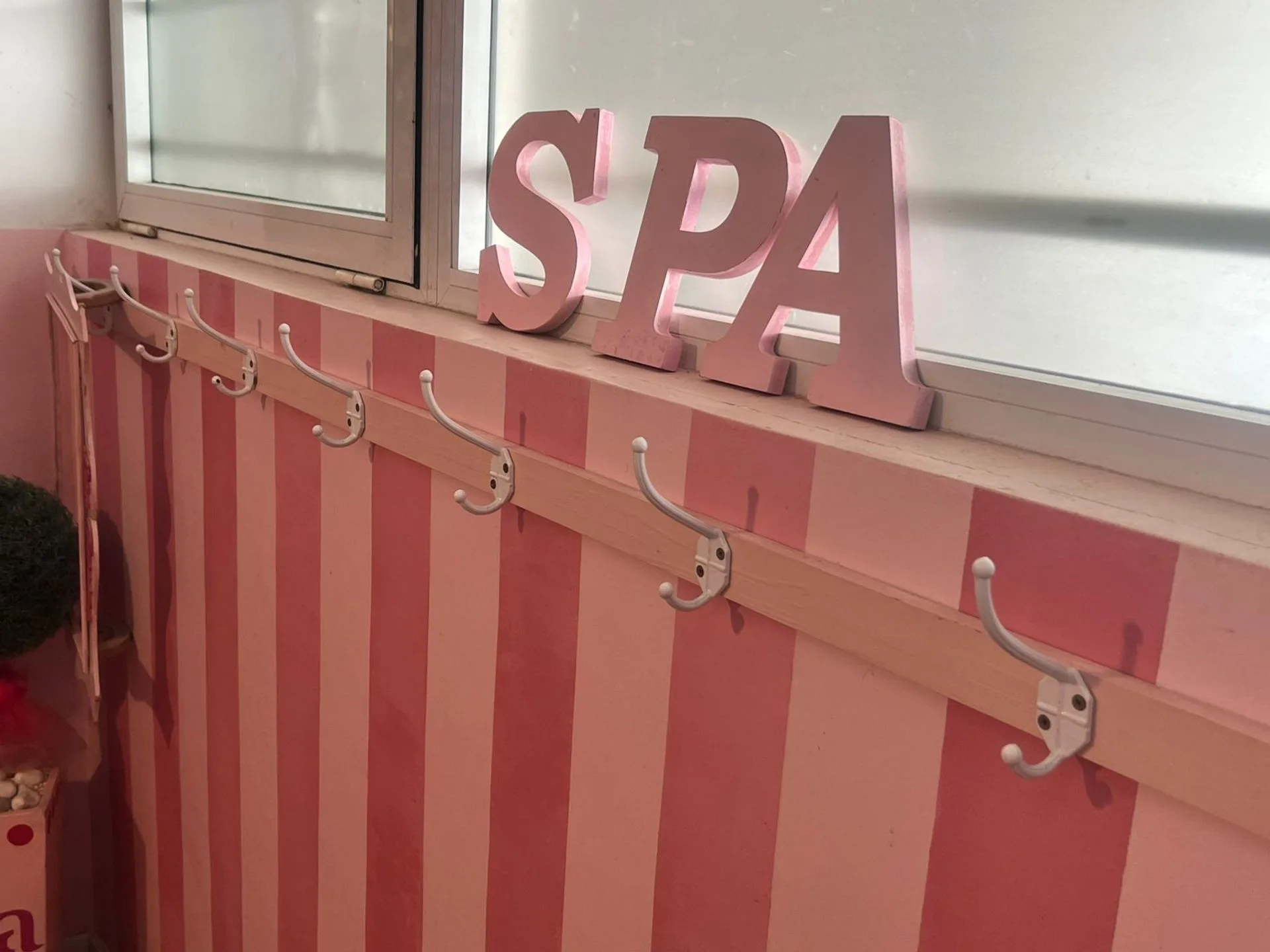 VENTA FONDO DE COMERCIO SPA DE NENAS CALLE CÓRDOBA foto 5