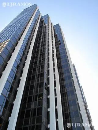 Oficina en alquiler de 570 m2 en Catalinas foto 1