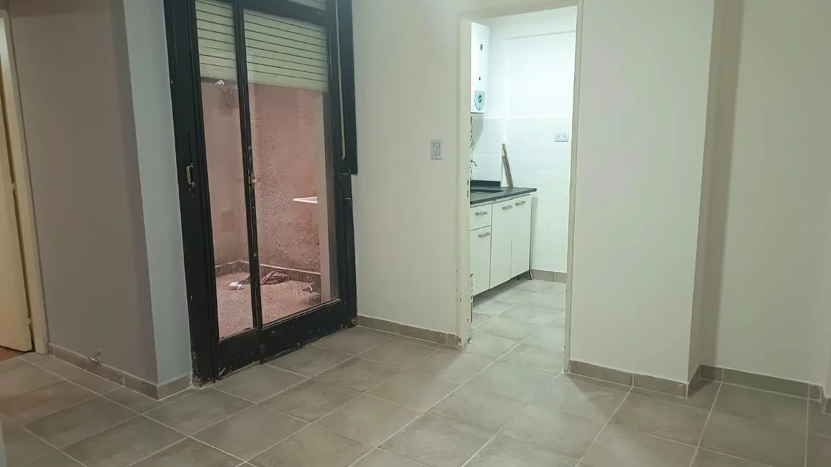 VENTA DEPTO 2 AMBIENTES CERCA DEL HOSP .ITALIANO foto 4