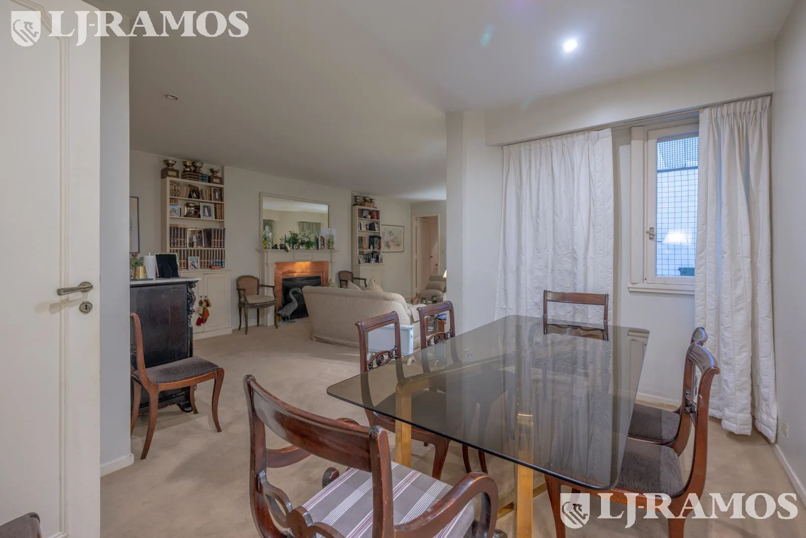 QUINTANA ENTRE MONTEVIDEO Y PARERA - 172M2- 4 DORM- 3 BAÑOS- CONTRAFRENTE PULMON VERDE foto 5