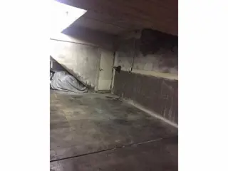 COCHERA FIJA Y CUBIERTA. A metros del hospital Garrahan foto 1