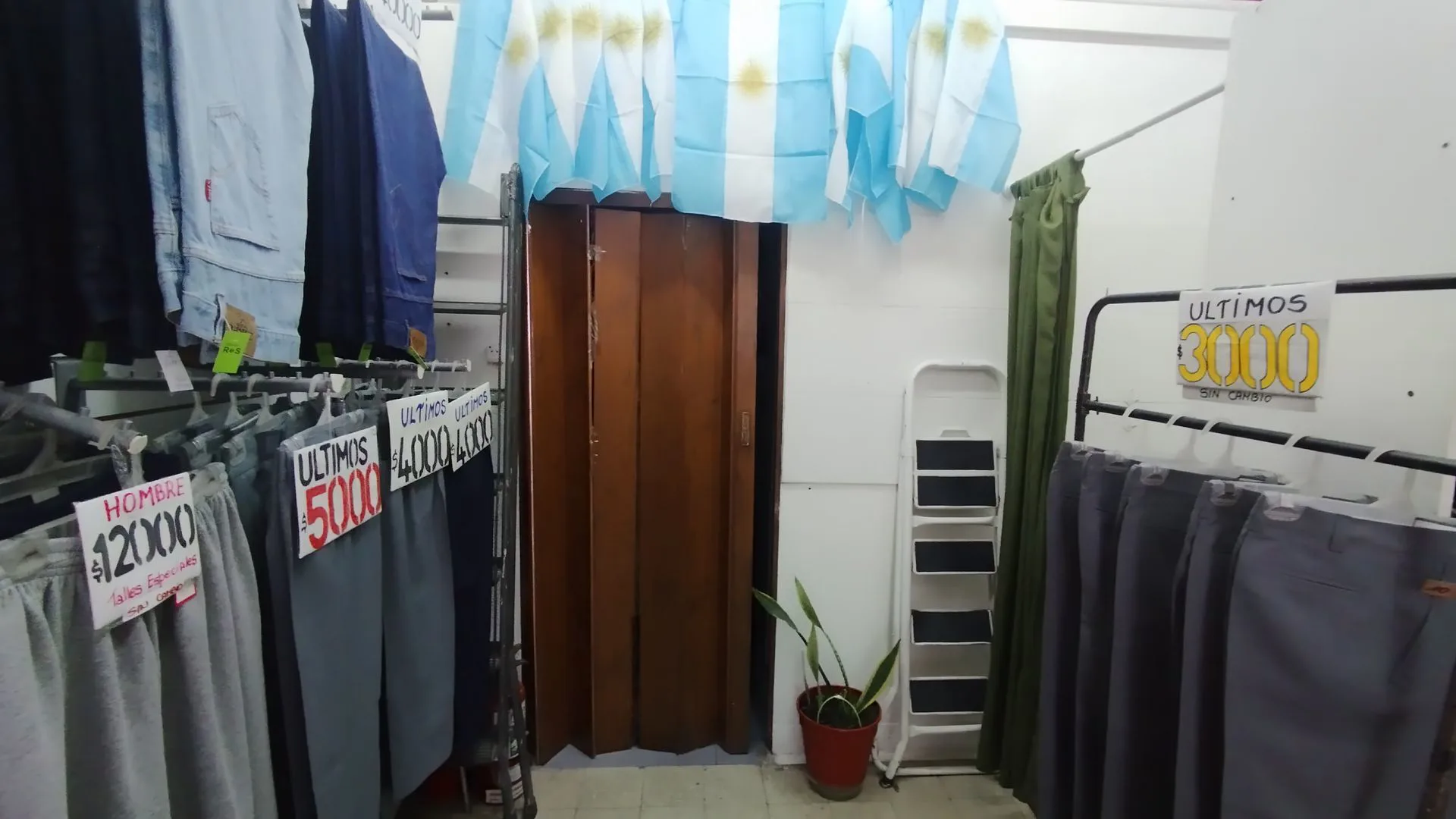 VENTA LOCAL Pque. Avellaneda/Flores 33m² BAULERA foto 5