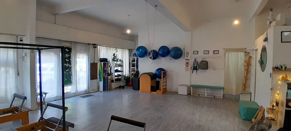 VENTA DE LOCAL CON OPCIÓN DE HACER PH 2 AMB Y LOC. foto 4