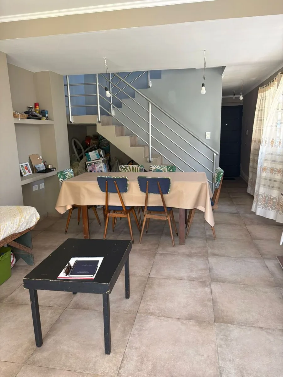 CASA EN VENTA CHASCOMUS 5 AMBIENTES foto 2