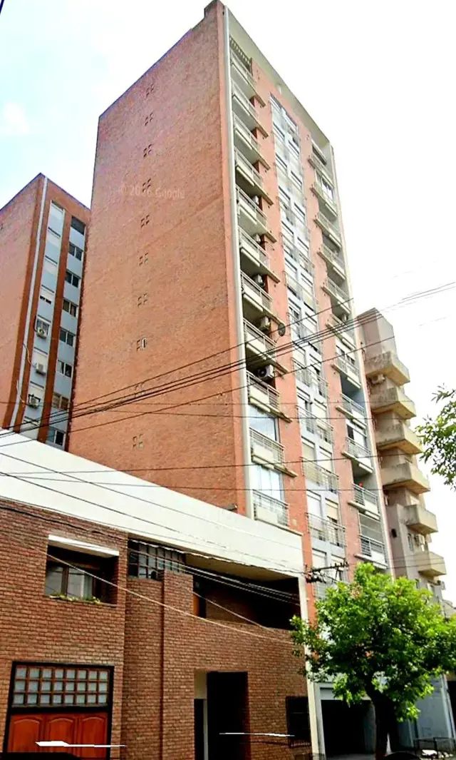 Departamento dos dormitorios. Centro. Balcón c/Asador. Equipado.