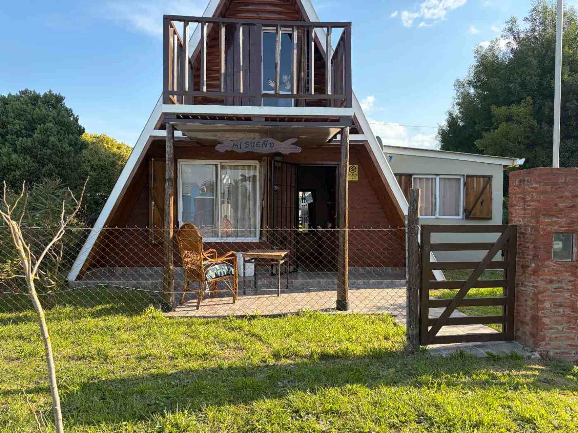 VENTA CABAÑA CON GRAN PARQUE 600mts2 TOTALES foto 2