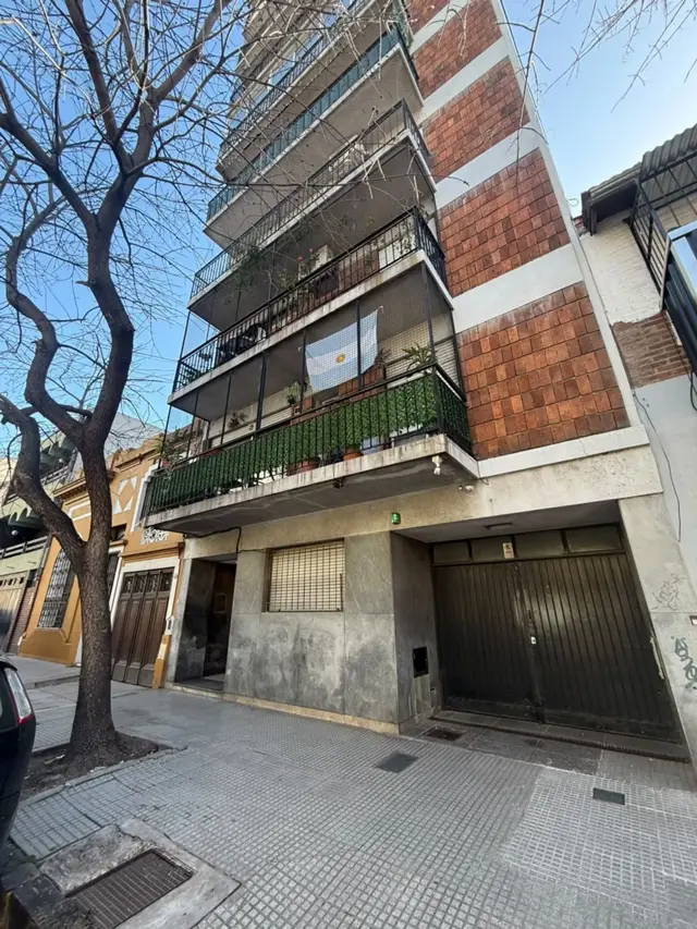 VENTA DEPARTAMENTO 2 AMBIENTES LUMINOSO EN ALMAGRO
