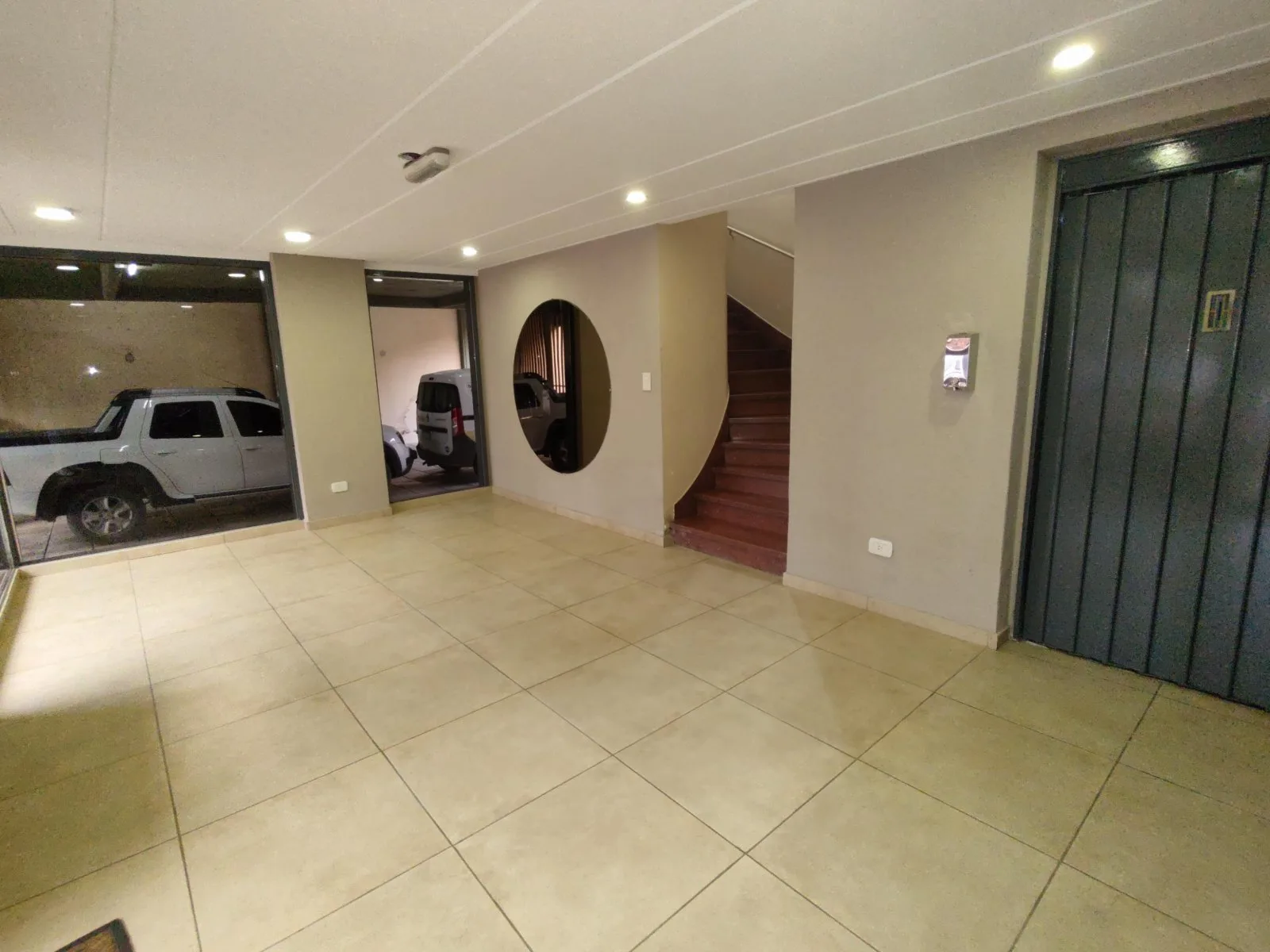 Venta Departamento 3 Amb Morón Centro foto 3