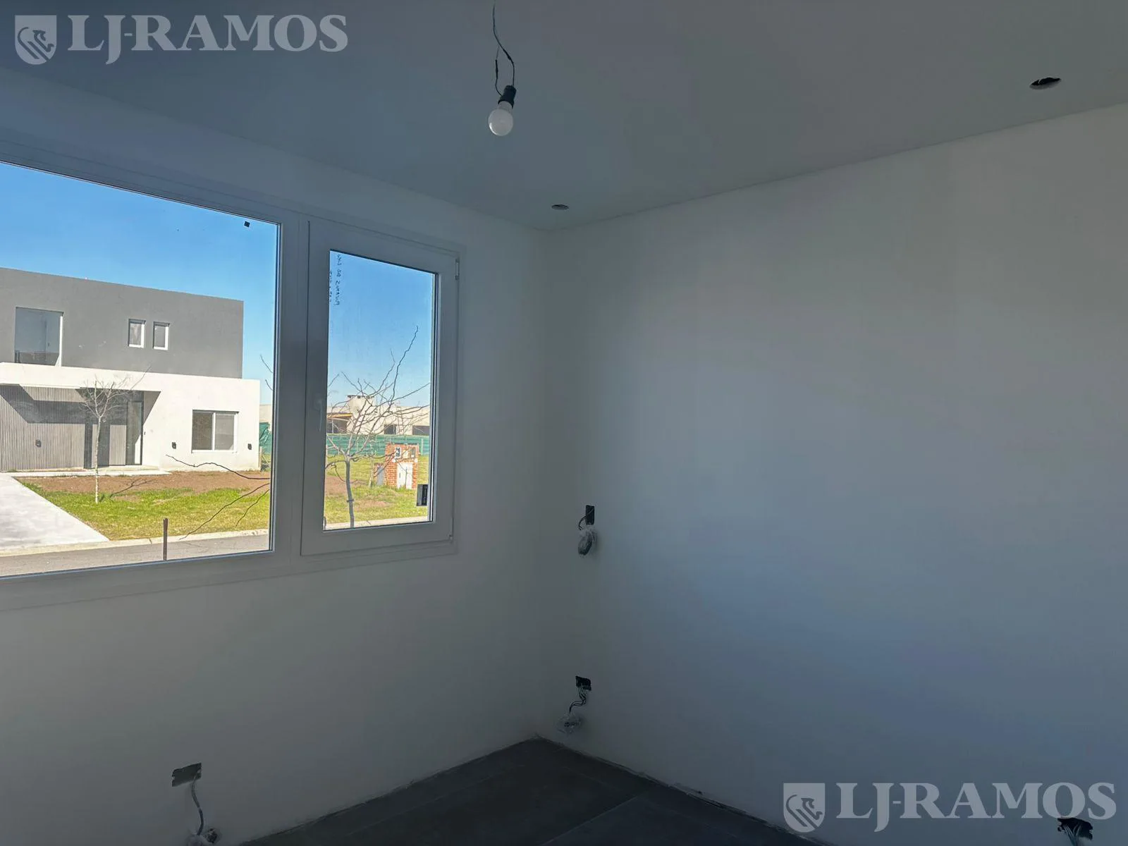 Impecable casa a estrenar el Riberas Lote Interno PG NORTE foto 3