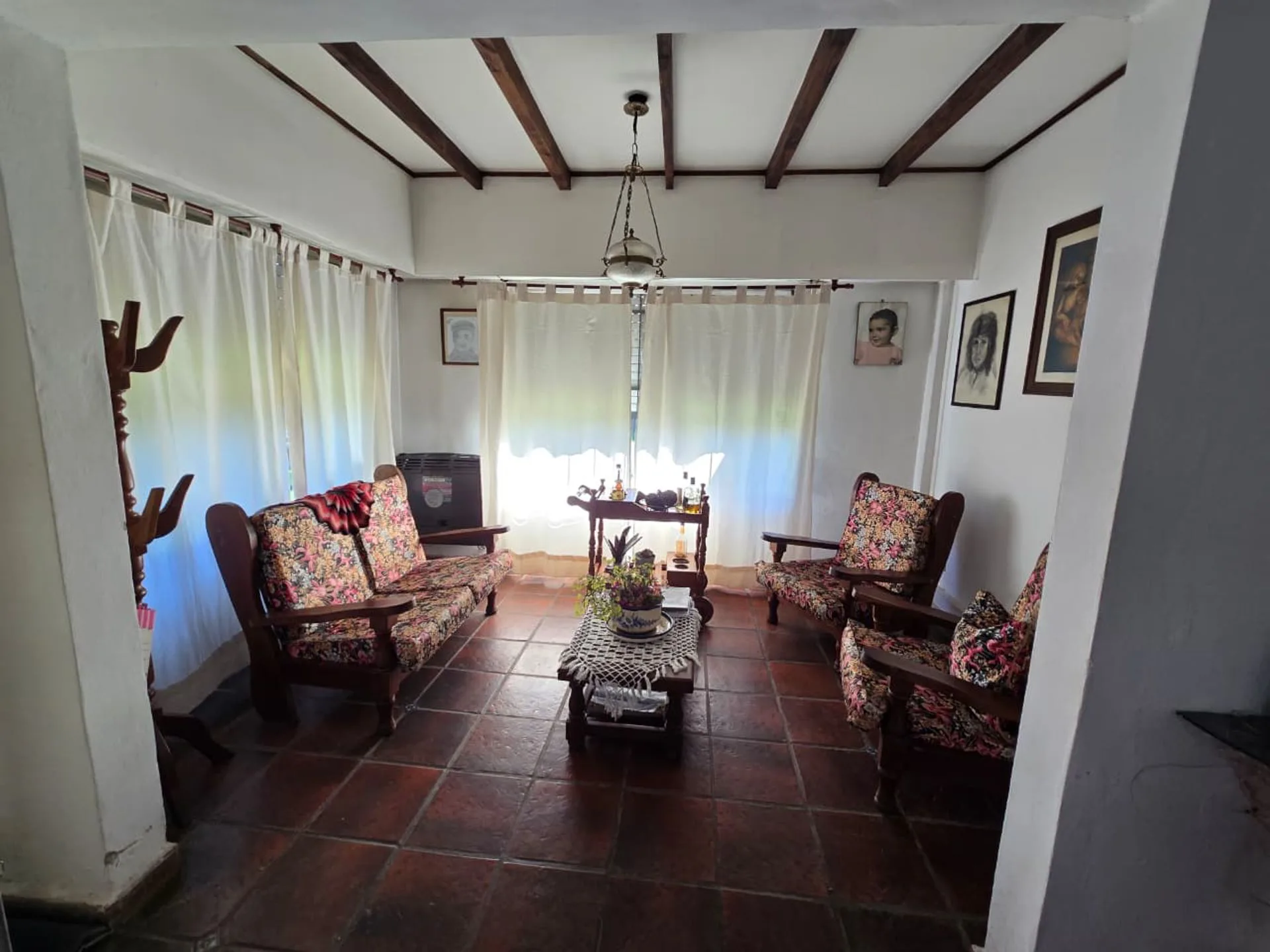 CASA 3 AMBIENTES VENTA JARDIN COCHERA - MORENO foto 4