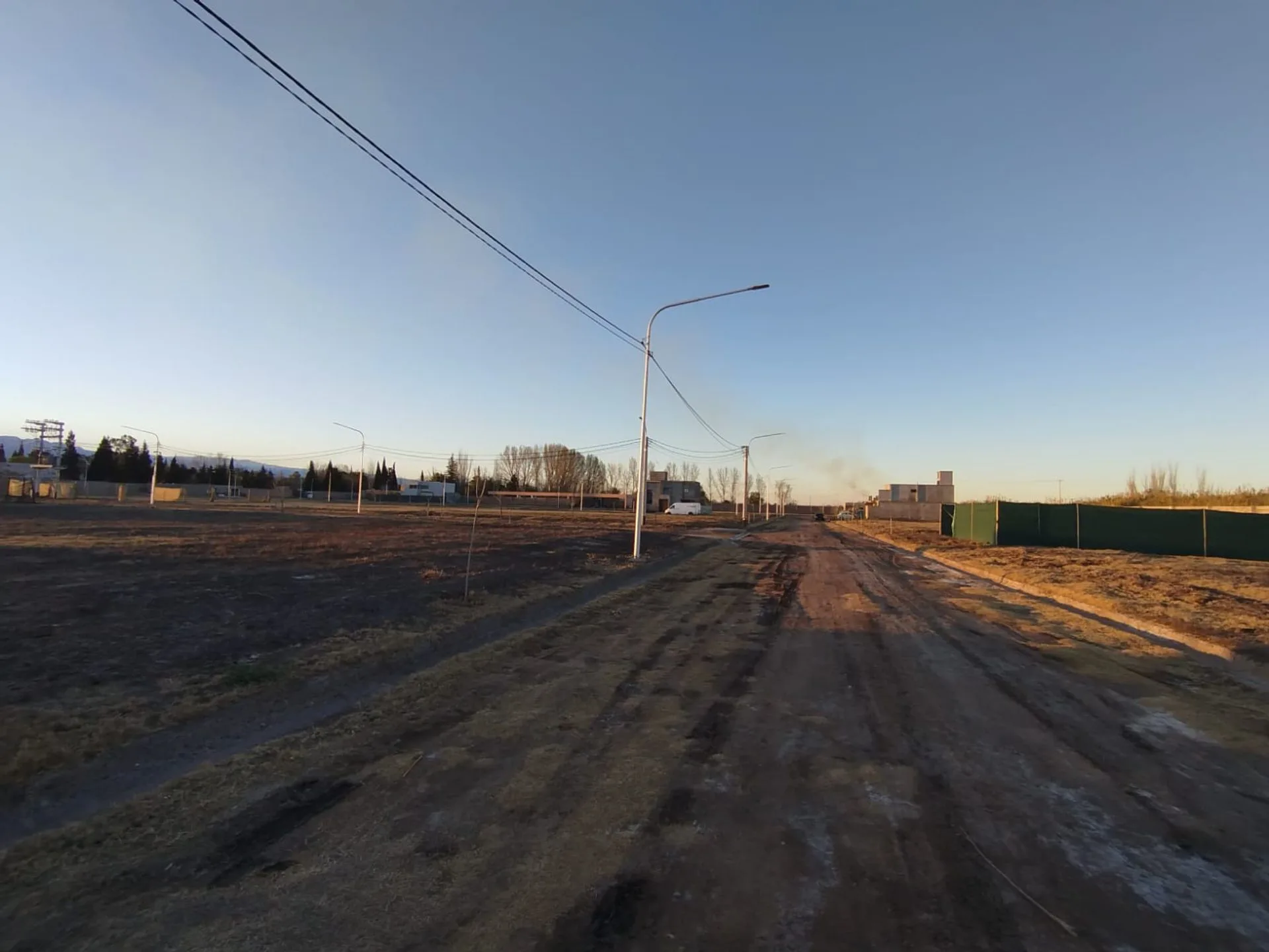 LOTE 300MTS barrio SOL ANDINO lll foto 5