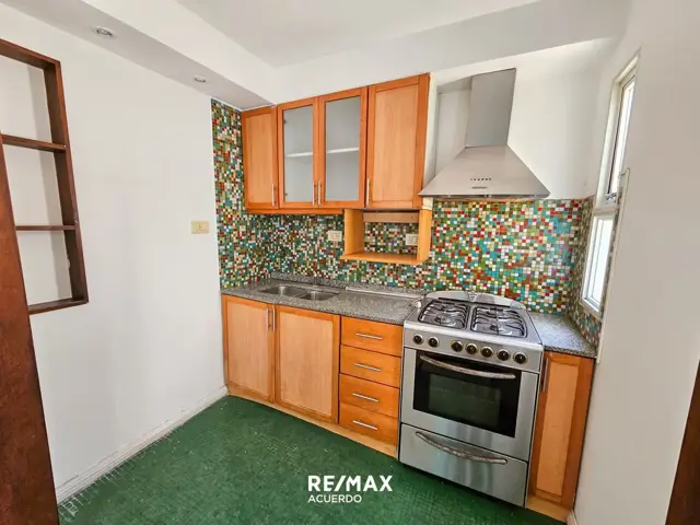 VENTA DE DPTO 2 DORM CON COCHERA SAN NICOLAS