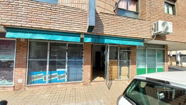 ALQUILER LOCAL COMERCIAL ABERDI CALLE CHACO ESQUINA DEAN FUNES
