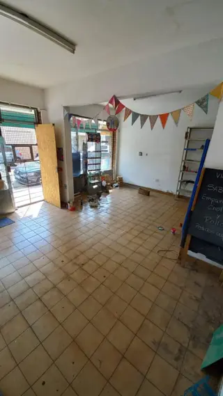 ALQUILER LOCAL COMERCIAL ABERDI CALLE CHACO ESQUINA DEAN FUNES foto 4