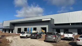 EXCELNTE NAVE INDUSTRIAL  AUTOPISTA ROSARIO CORDOBA A ESTRENAR foto 1