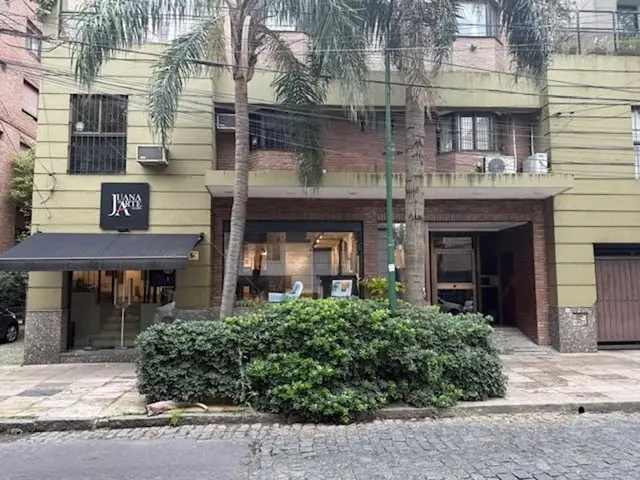 Sarmiento 64
