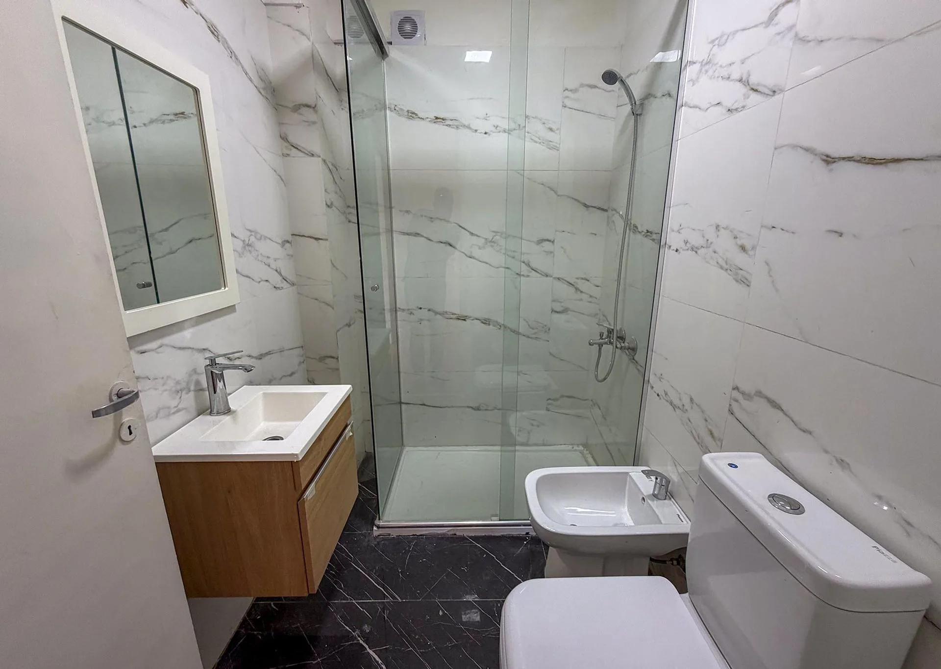 Impecable 3 ambientes reciclado a nuevo, 78,7 m2 foto 3