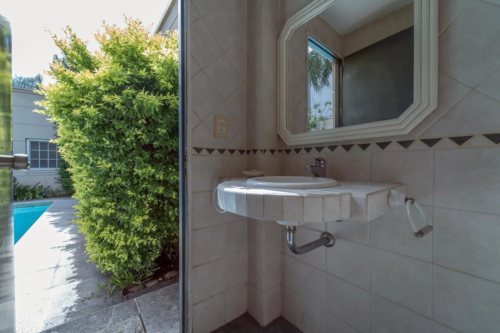 Casa 6 ambientes en venta - Tronador 3400, Saavedra foto 2