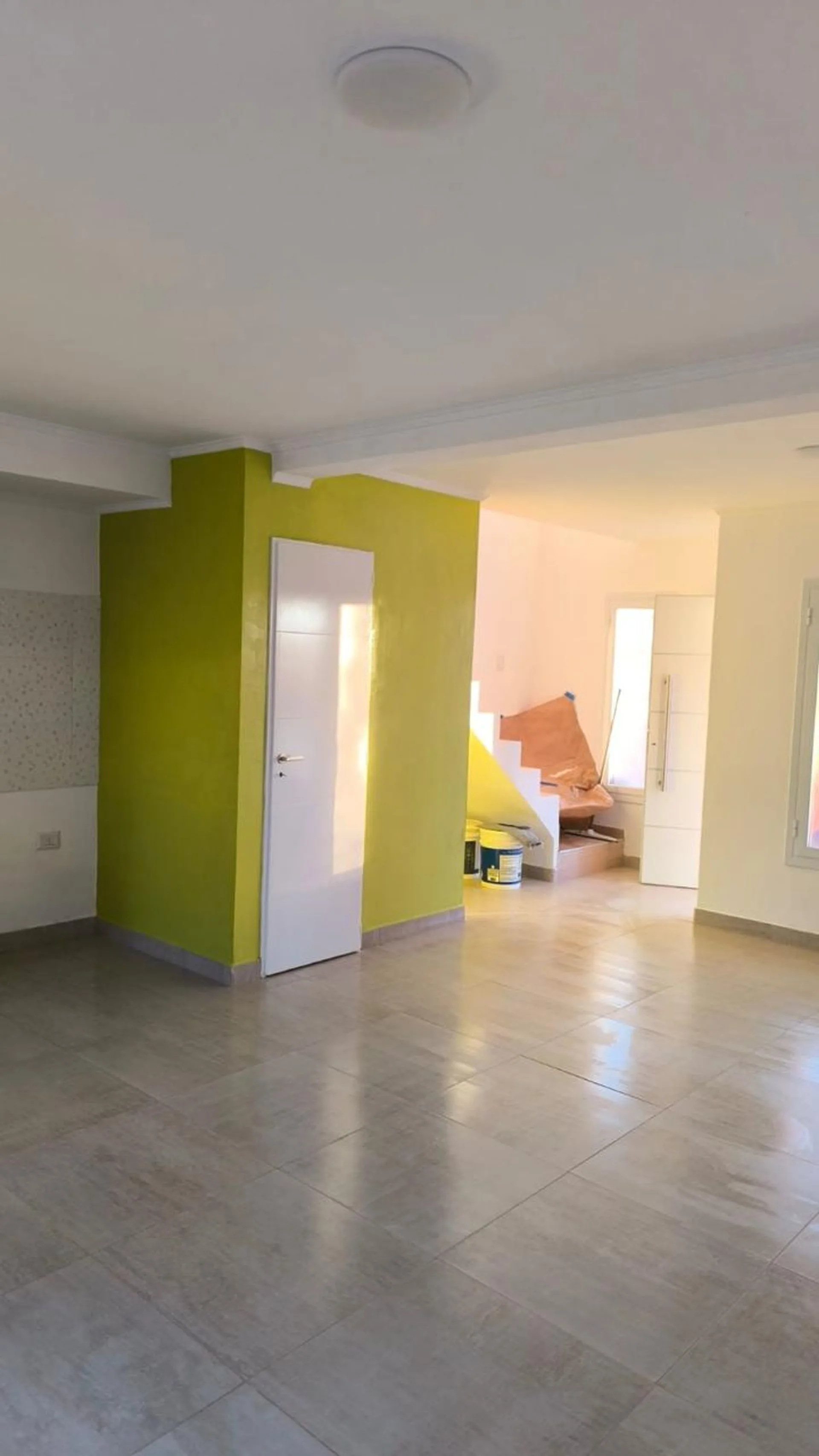 ALQUILER MODERNO DUPLEX | PLOTTIER foto 3
