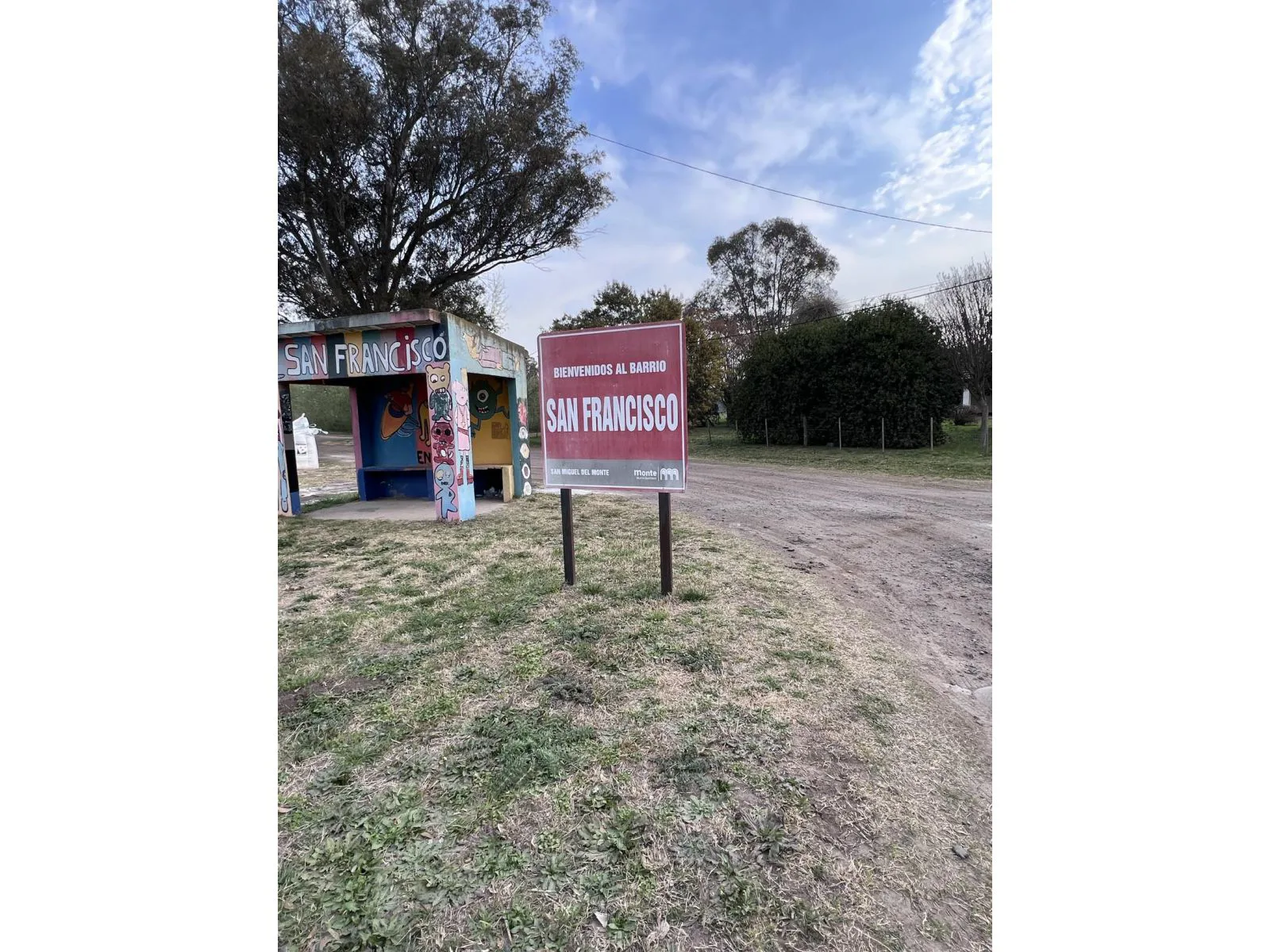 Predio de 5 lotes en la esquina de Colectora y Miguel Arcángel foto 5