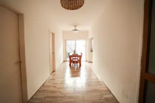 VENTA Casa 3 ambientes con Garage, Patio y Terraza foto 3