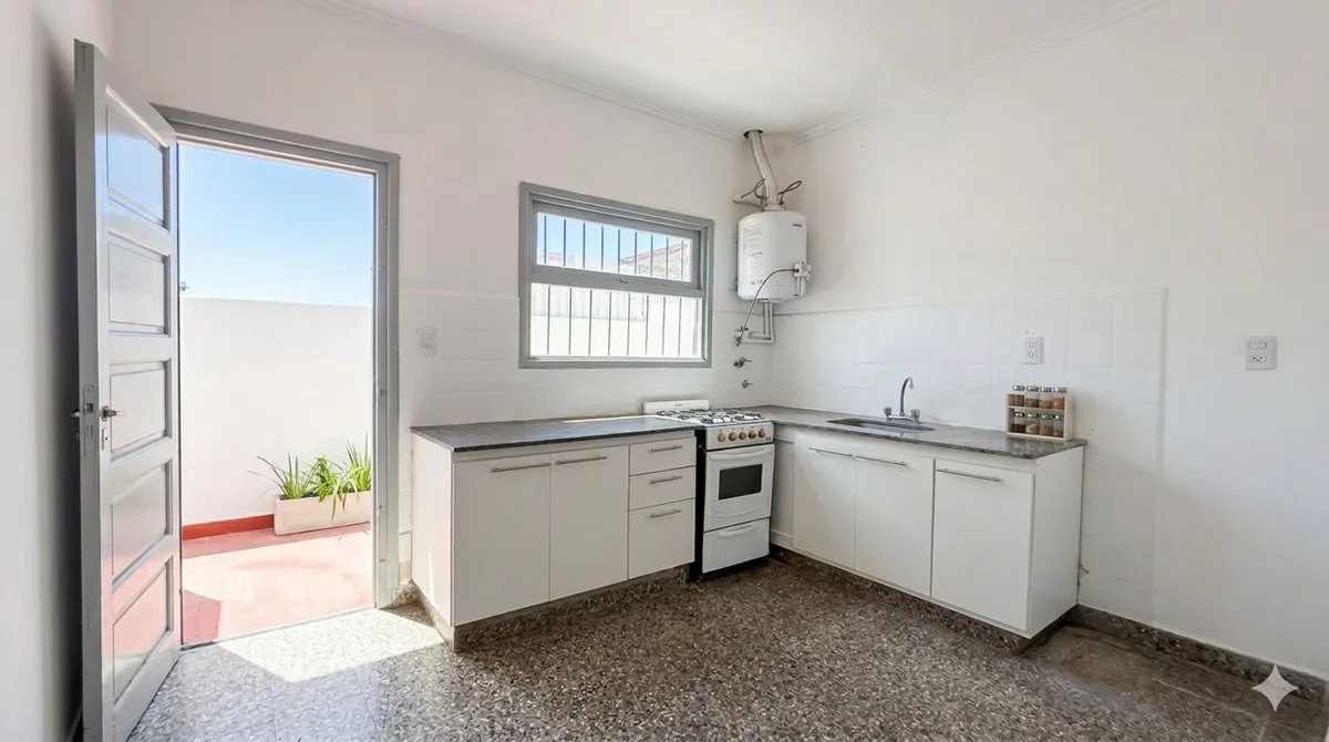 VENTA PH 3 AMBIENTES VILLA PRIMERA RECICLADO