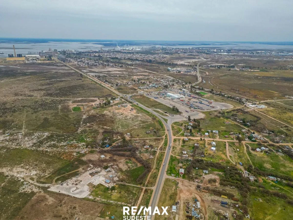VENTA TERRENO 21 HECTAREAS ZONA INDUSTRIAL foto 5