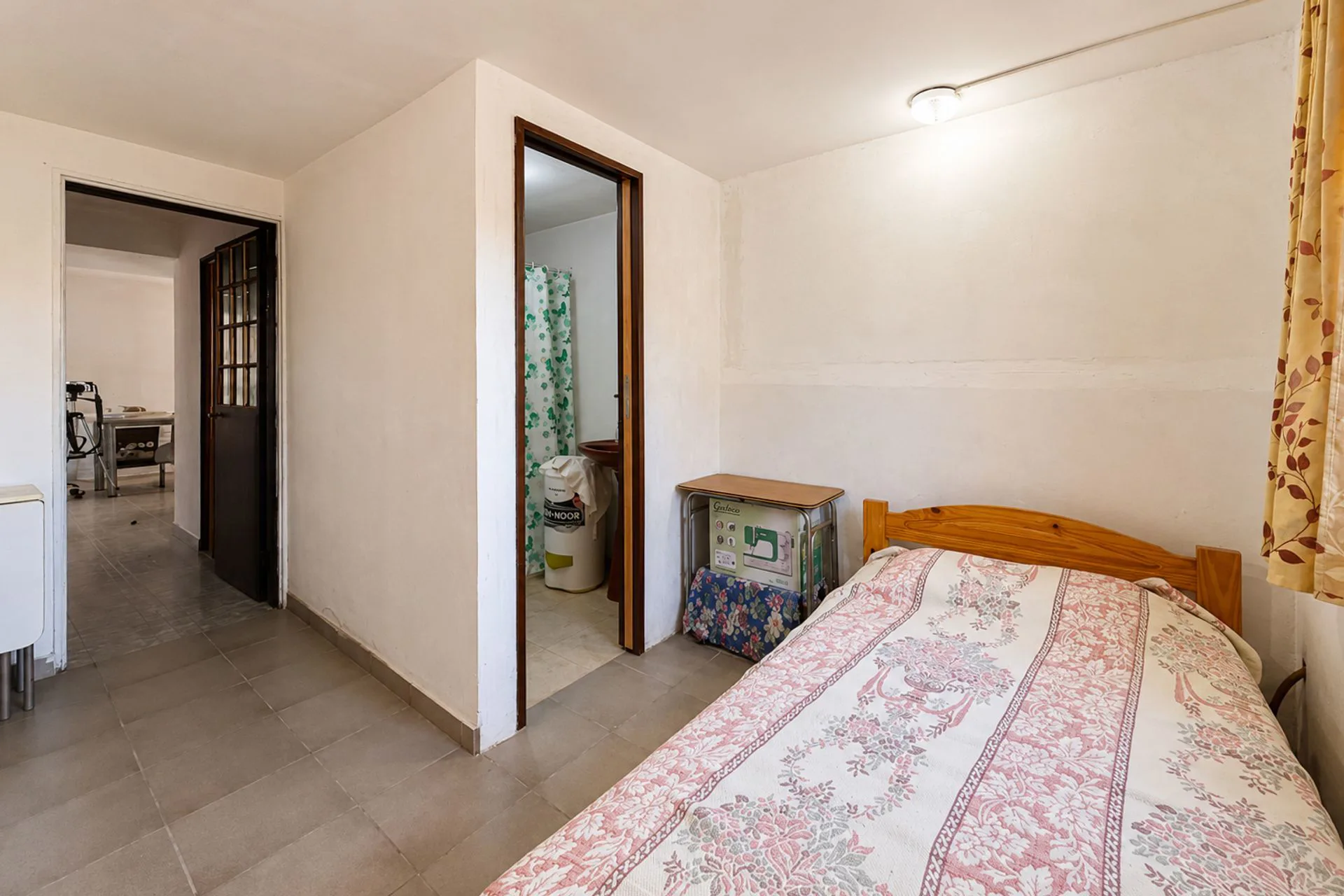 Casa de 4 dormitorios en venta, La Plata, quincho foto 4
