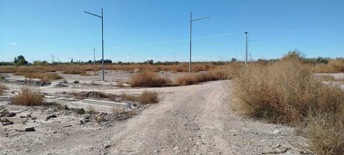 Lote 230m aprox Solares de Roca Guaymallén foto 4