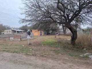 TERRENO CON MEJORAS VALLE DE ANISACATE foto 3