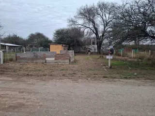 TERRENO CON MEJORAS VALLE DE ANISACATE foto 4