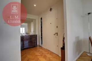 Suipacha y Juncal - Excelente 5 ambientes c/coch en Venta - Retiro foto 4