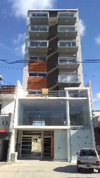 Excelente departamento de 2 ambientes con vista al rio. foto 1