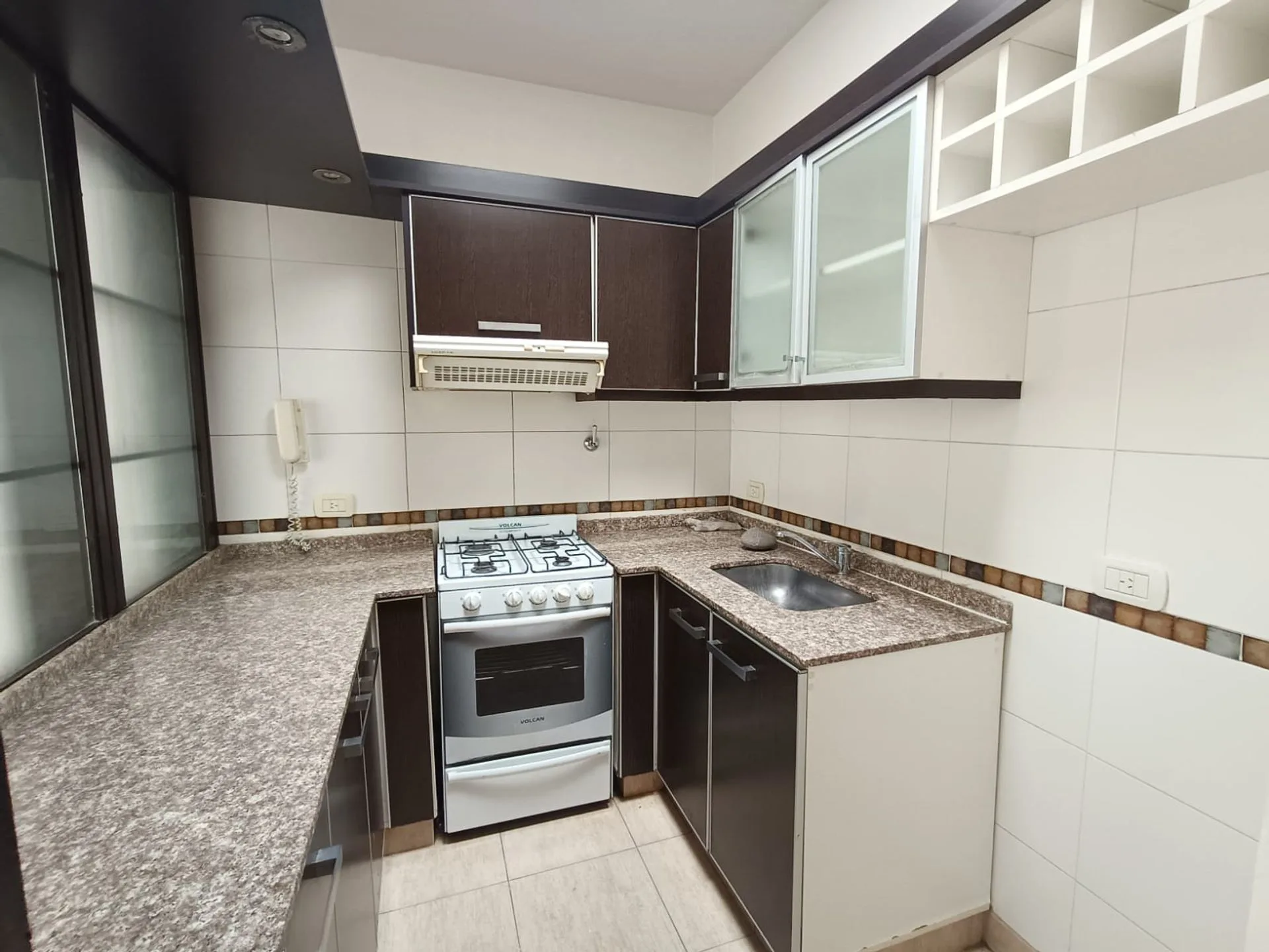 VENTA PH 2 AMBIENTES VILLA SANTA RITA CON PATIO foto 2