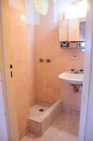 Impecable Departamento de 4 Ambientes en Villa Lugano foto 3