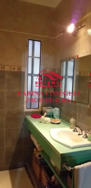 CASA EN VENTA . JOSE C PAZ foto 5
