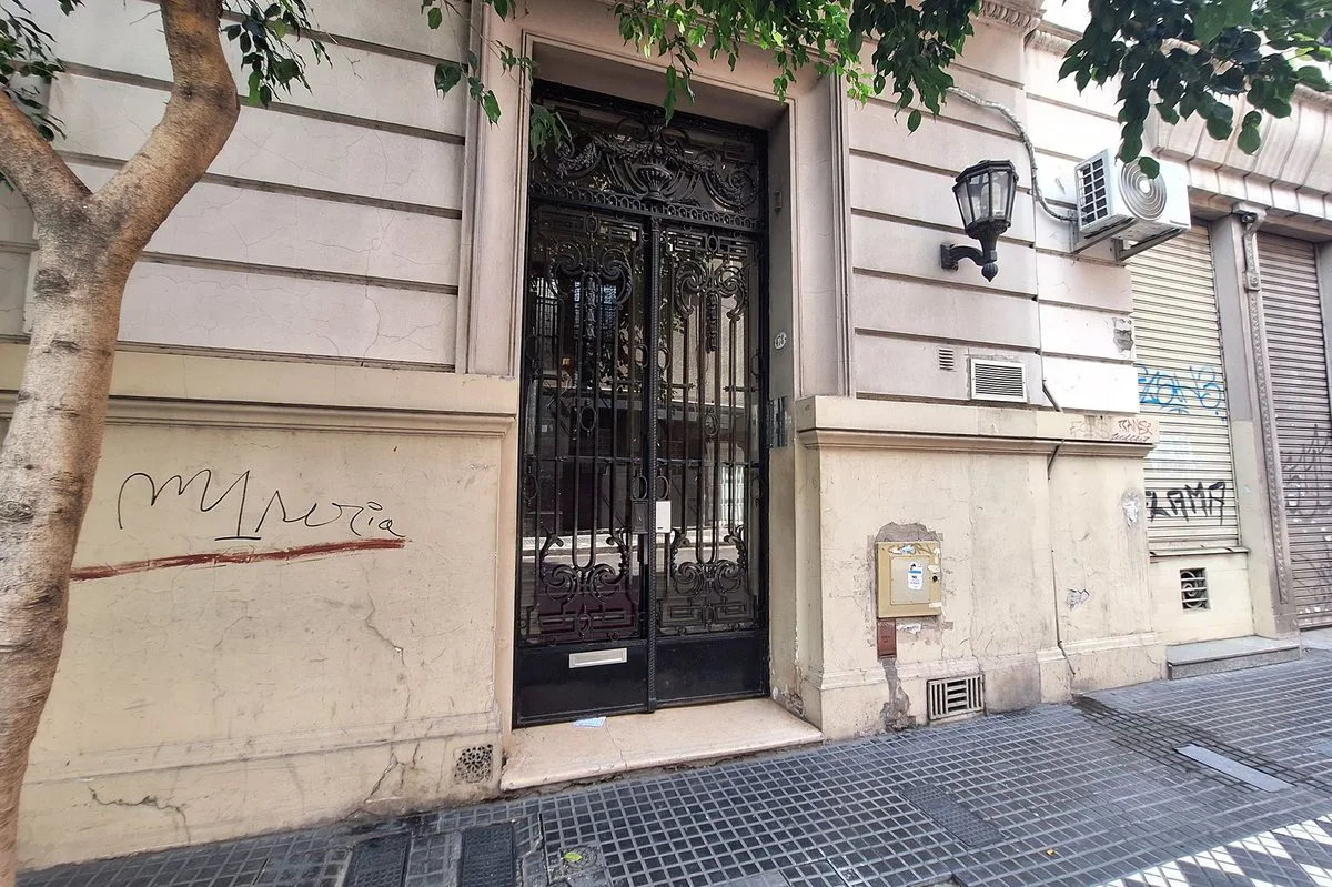 VENTA  DEPTO 5 AMB BALCON MONSERRAT APTO CREDITO foto 5
