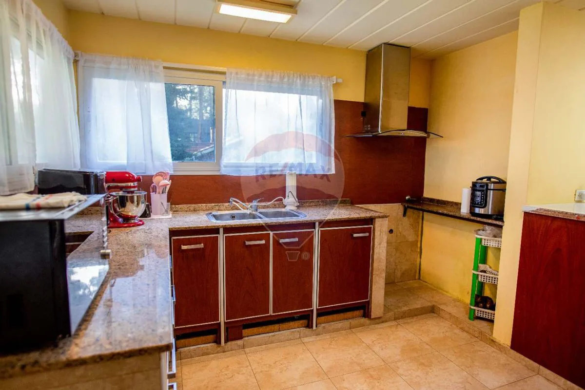 CASA VENTA CINCO AMBIENTES PINAMAR BARRIO TRIDENTE foto 4