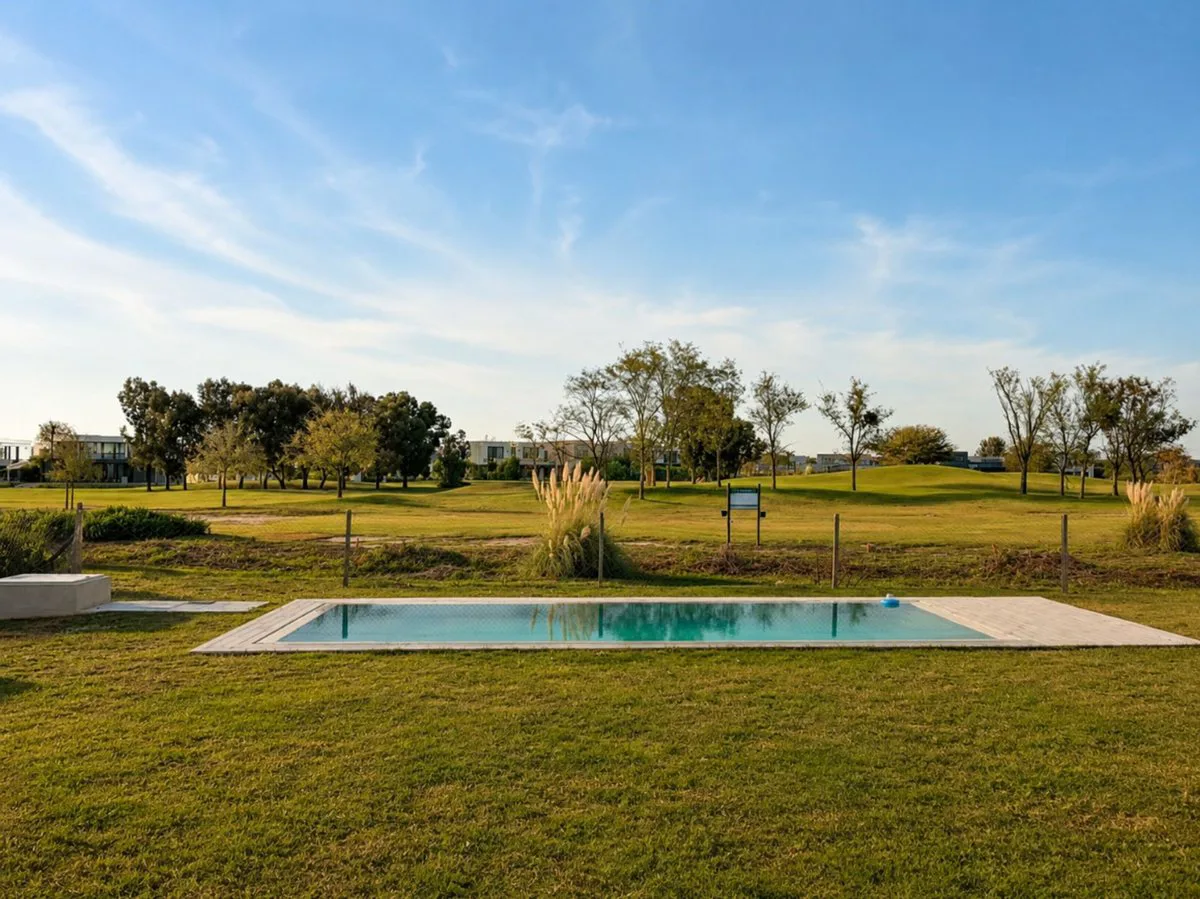 Moderna casa en  El Cantón, con vista al Golf foto 2