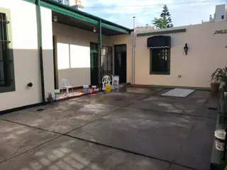 SE ALQUILA HERMOSA CASA CON ESTILO  ZONA CENTRO foto 3