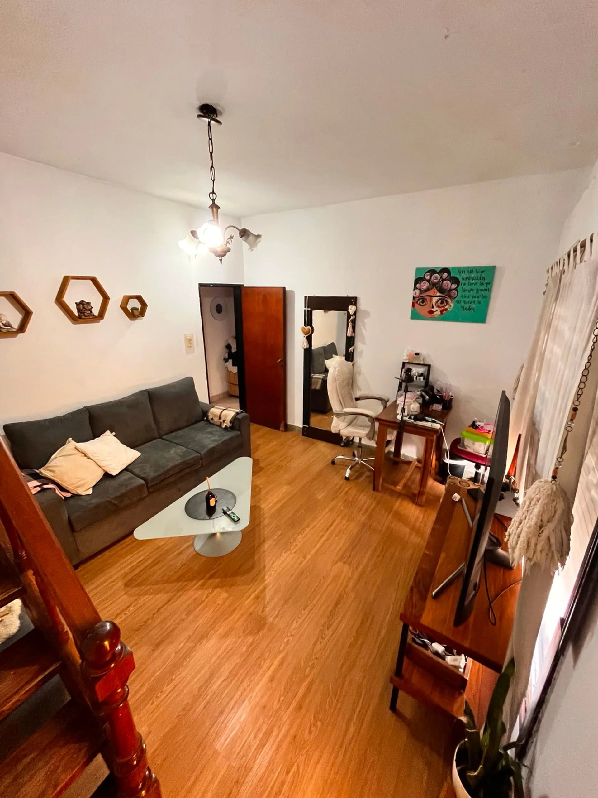 Casa PH 5amb. 4 dorm. patio lavad terraza 2 coch foto 2