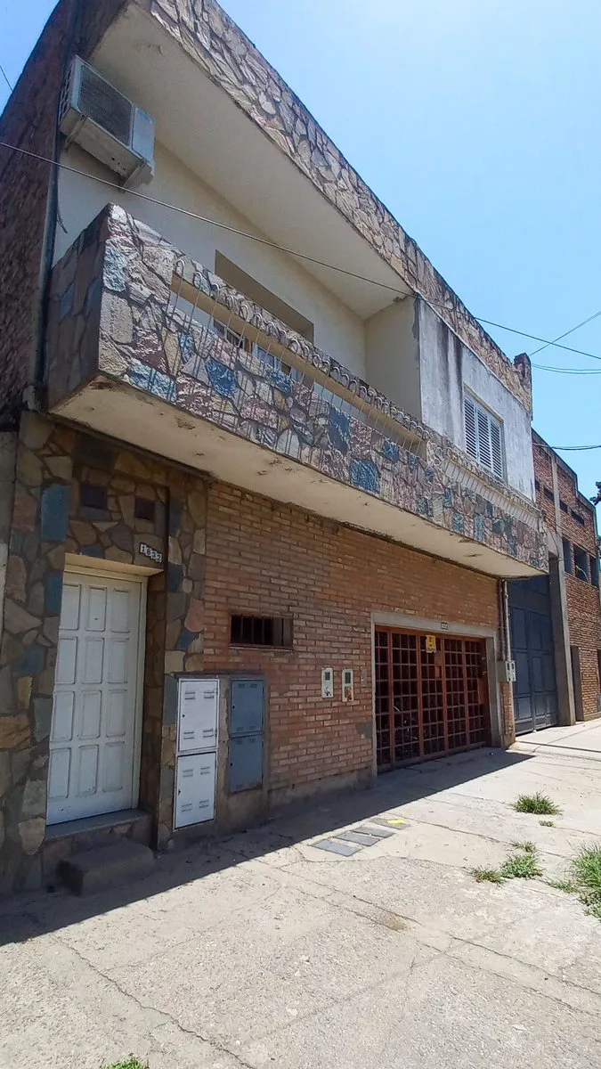 VENTA PH PA 3 DORM CON PATIO Y BALCÓN