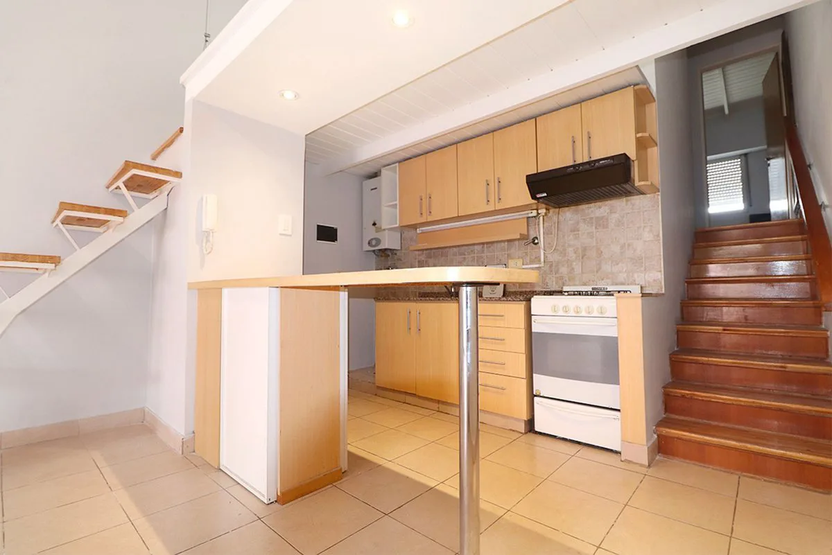 VENTA PH 3 1/2 AMBIENTES V.LURO 1P BALCON COCHERA foto 2