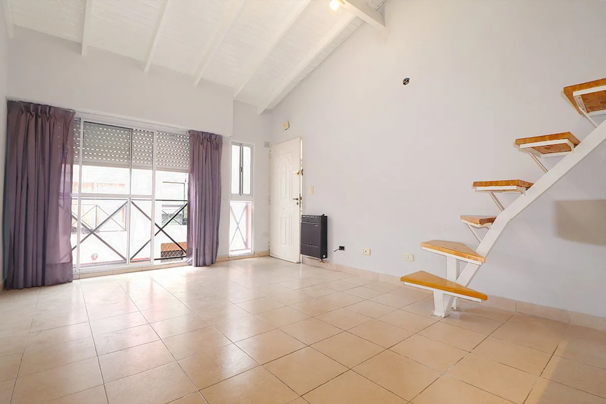 VENTA PH 3 1/2 AMBIENTES V.LURO 1P BALCON COCHERA foto 4