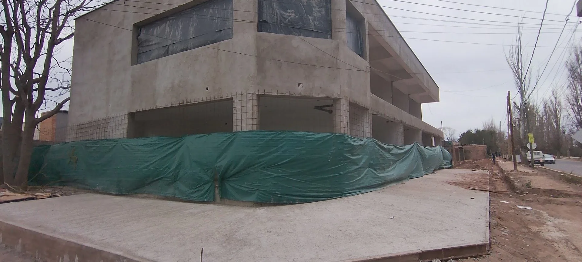 OFICINAS EN VENTA ALZAGA Y LARREA CHACRAS DE CORIA foto 4