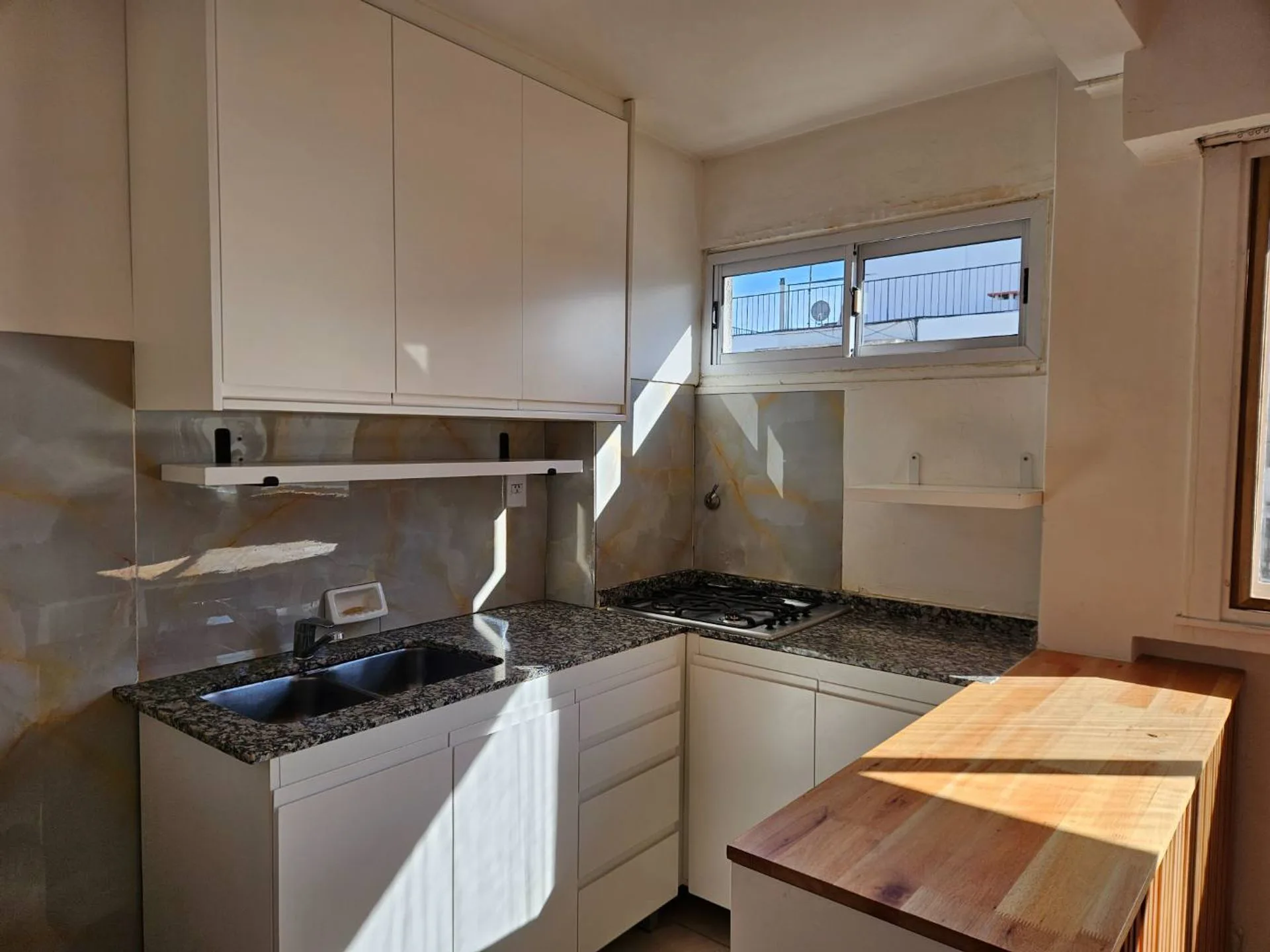 VENTA DEPTO. 2 AMB. C/ BALCON -ALMAGRO foto 2