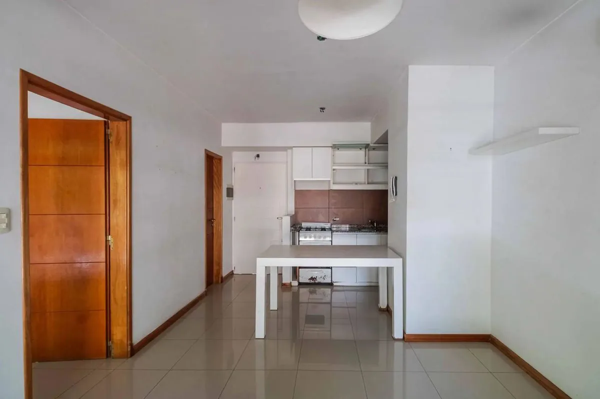 VENTA DEPARTAMENTO 2 AMB CABALLITO ESP GUARDACOCHE foto 5
